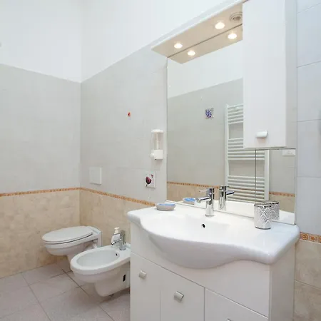 Bed & Breakfast La Casa Di Monica Silvi Paese