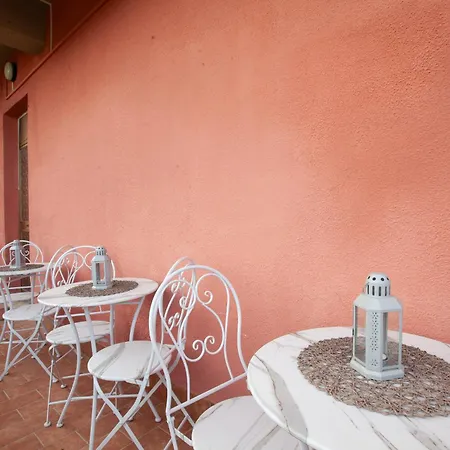 Bed & Breakfast La Casa Di Monica Silvi Paese