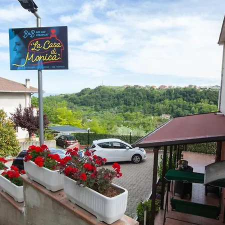 La Casa Di Monica Bed & Breakfast *