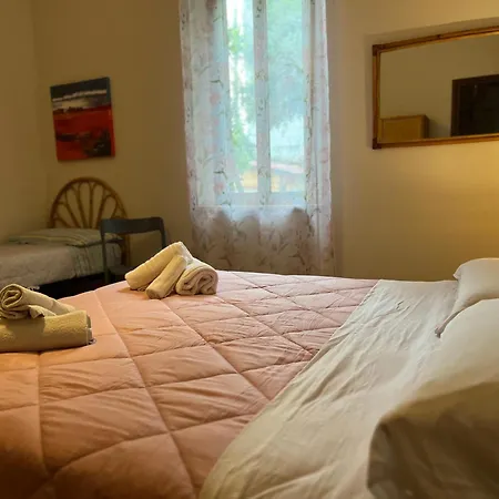 Alojamento de Acomodação e Pequeno-almoço La Casa Di Monica Silvi Paese