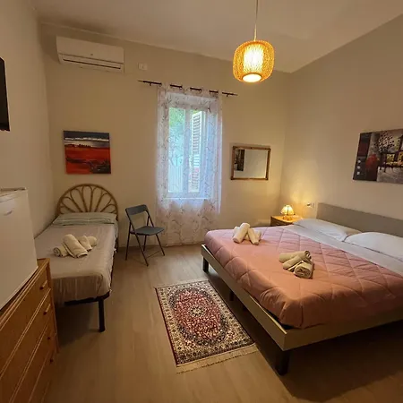 La Casa Di Monica Silvi Paese