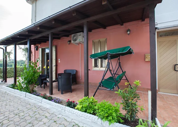 Bed and Breakfast La Casa Di Monica 3*