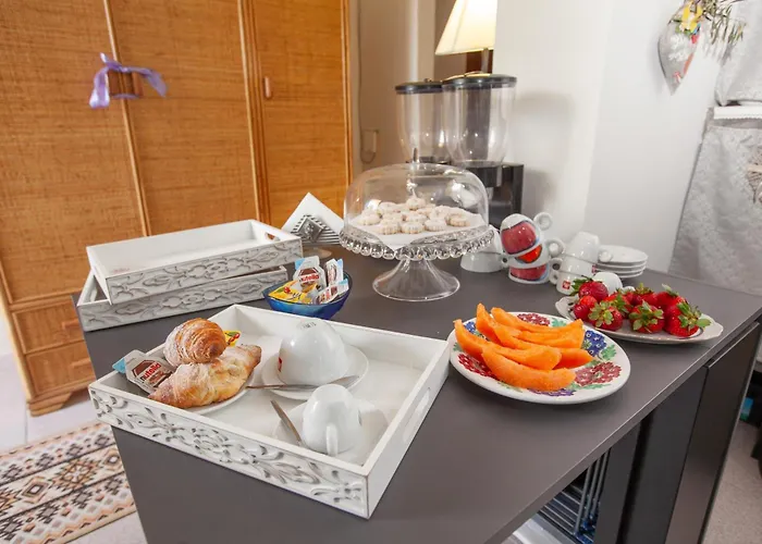 Bed and Breakfast La Casa Di Monica 3*