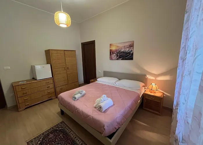 La Casa Di Monica Bed and Breakfast 3*